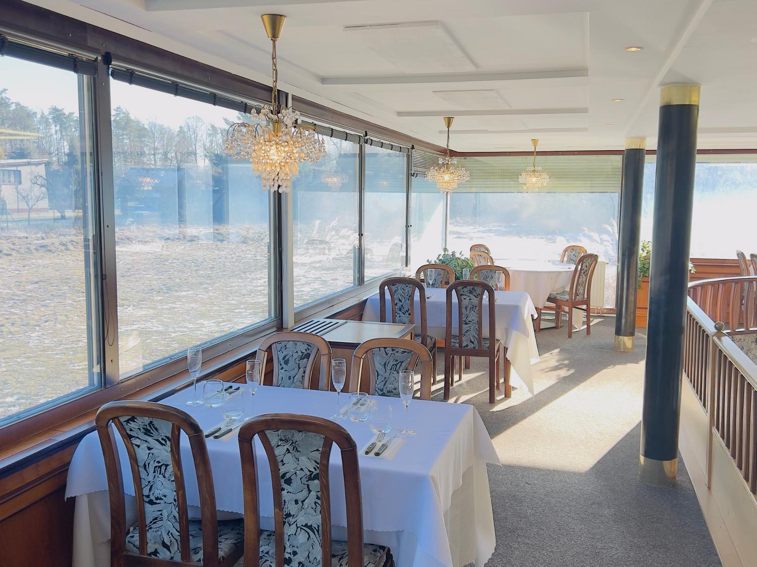 Hotel Sloup Sobeslav ภายนอก รูปภาพ