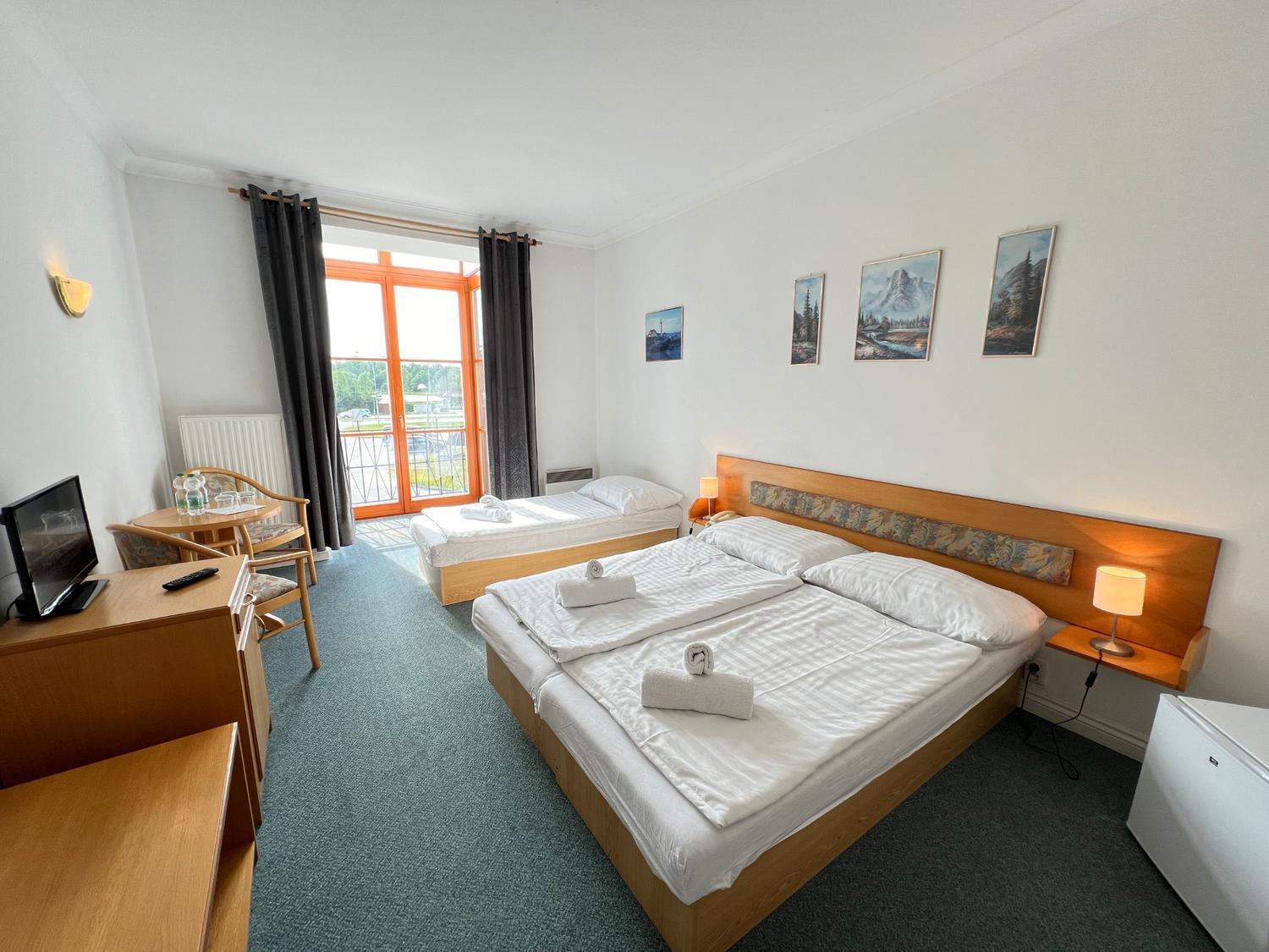 Hotel Sloup Sobeslav ภายนอก รูปภาพ