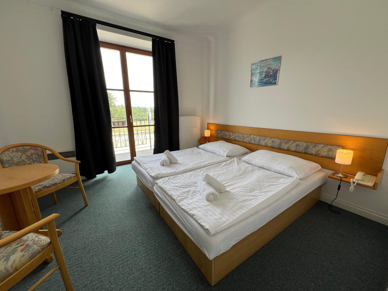 Hotel Sloup Sobeslav ภายนอก รูปภาพ